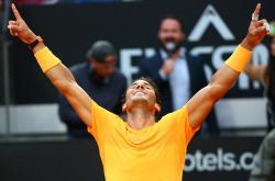 开云体育-关于意大利网球队完胜美国网球队，纳达尔高光表现的信息