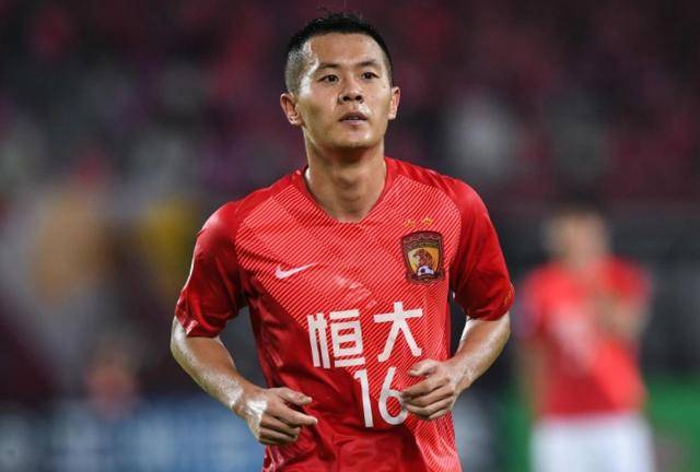 关于卓尔球员状态低迷，球队陷入连败境地的信息