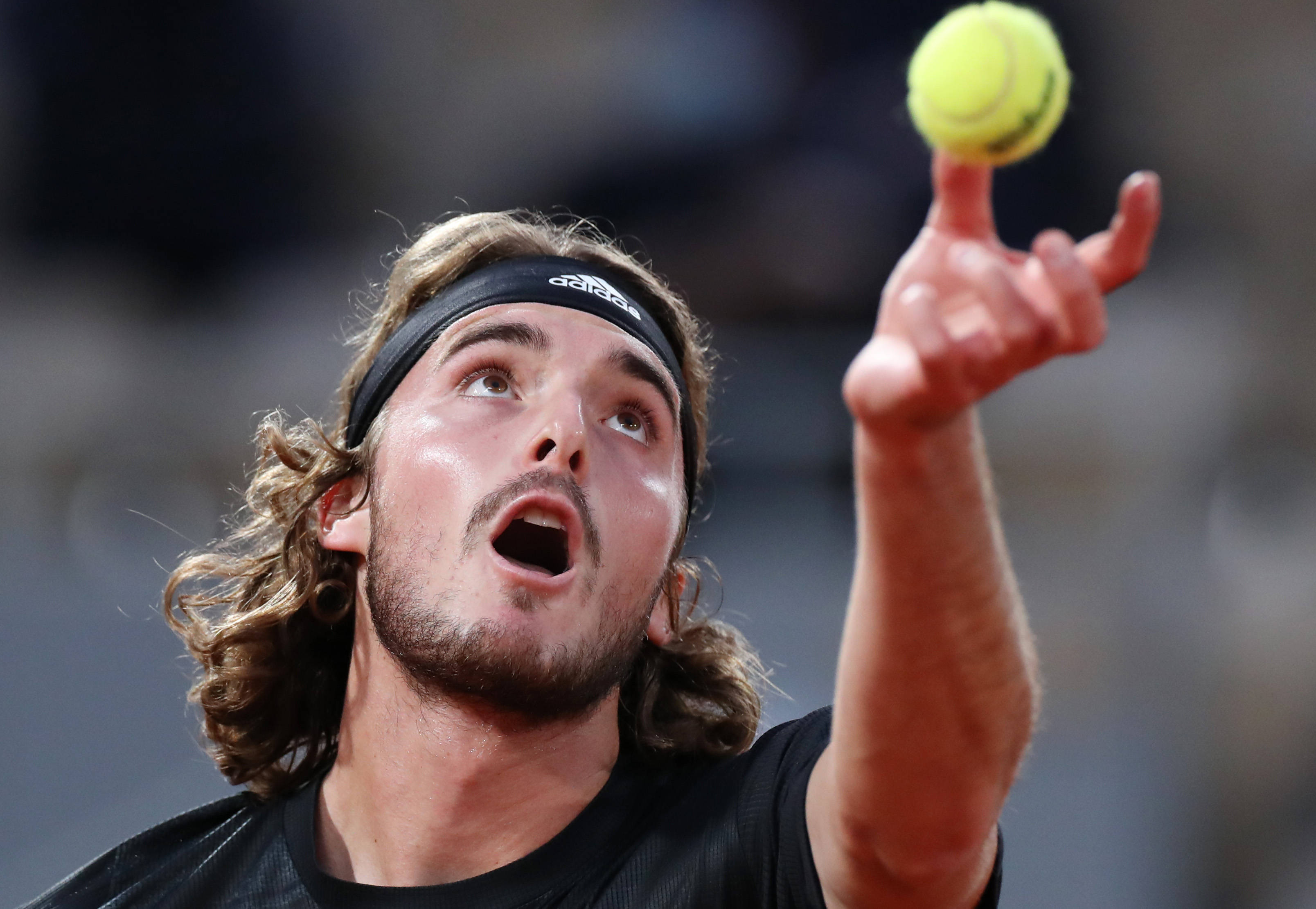 西班牙网球队完胜日本网球队,西西帕斯完成帽子戏法的简单介绍 西班牙网球队完胜日本网球队,西西帕斯完成帽子戏法的简单介绍